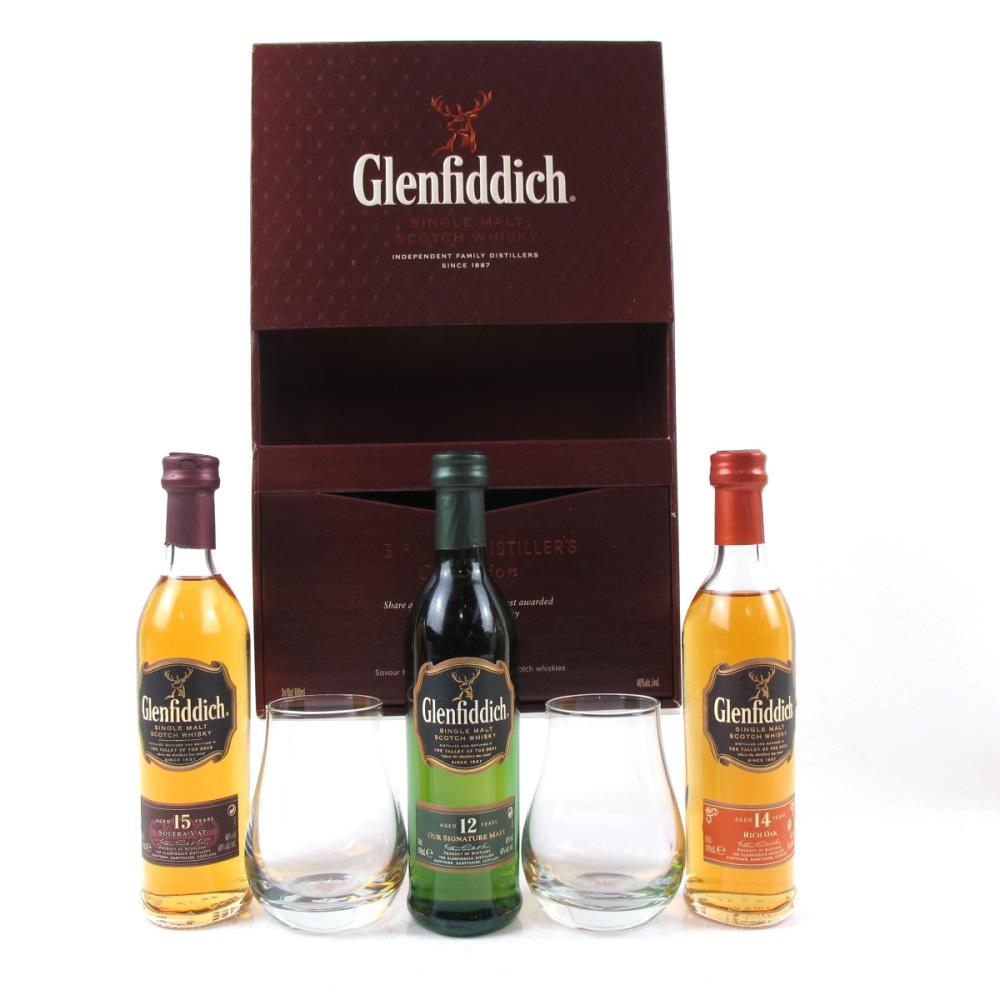 Glenfiddich Family Distiller's Collection Gift Set 3 x 10cl / Including two glasses.