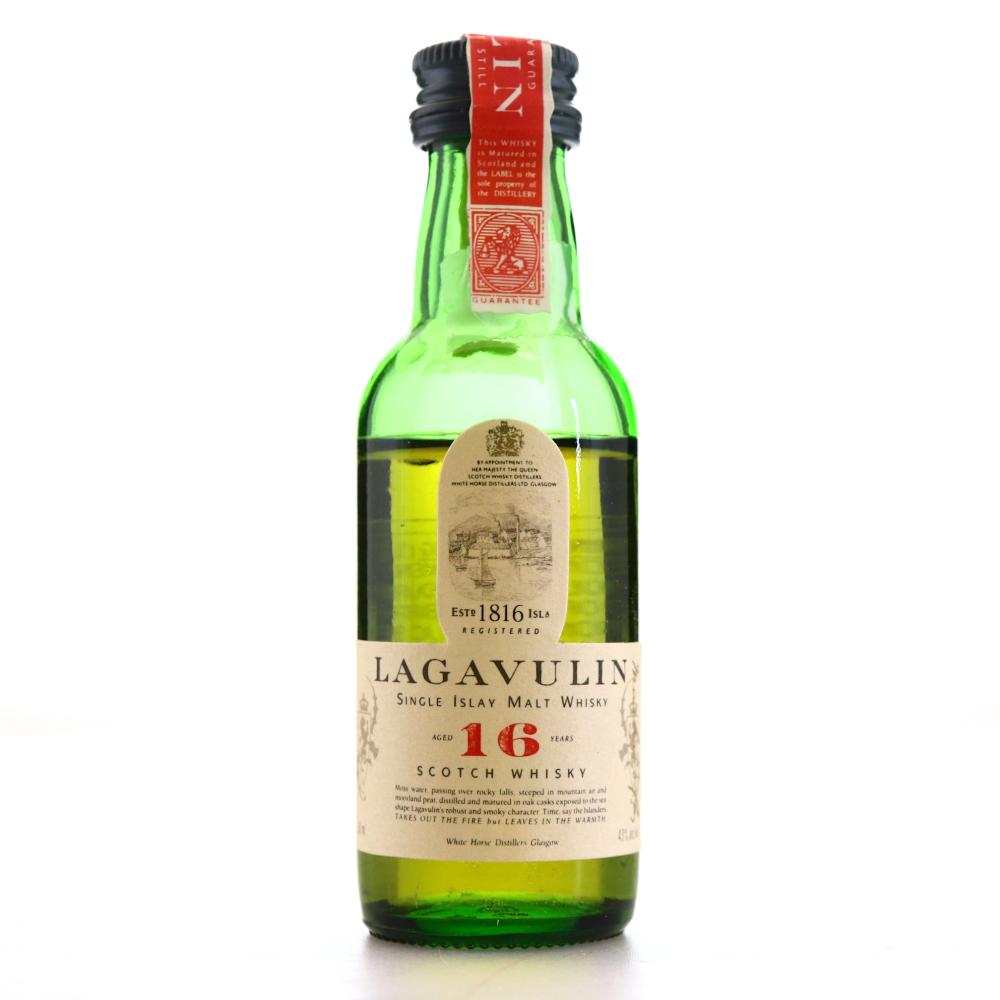 Lagavulin 16 Year Old White Horse Miniature / US Import