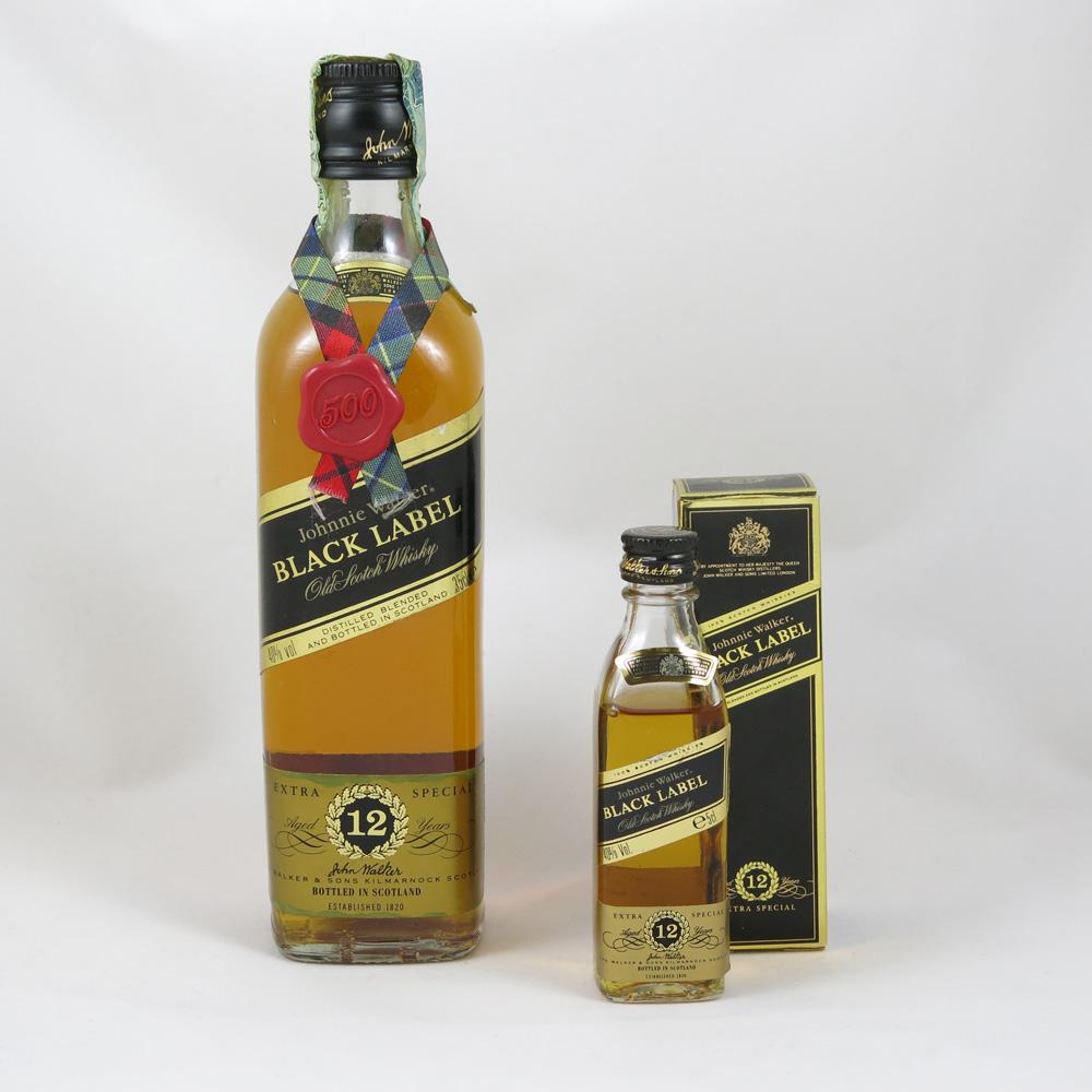 Johnnie Walker Black Label 500 Years of Distilling 35cl and 5cl Black Label